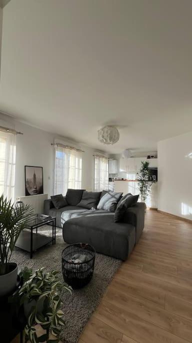 Apartamento Le Nid Champenois Reims Exterior foto